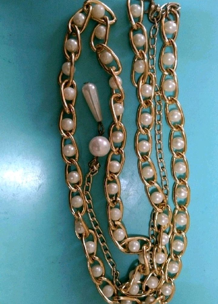 Elegant Pearl Kamarpatta 😍 Classic Charm