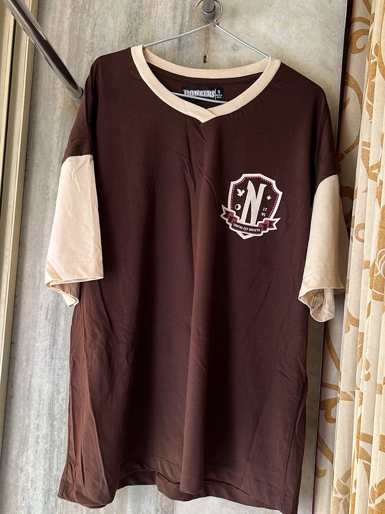 brown oversized tee with back print