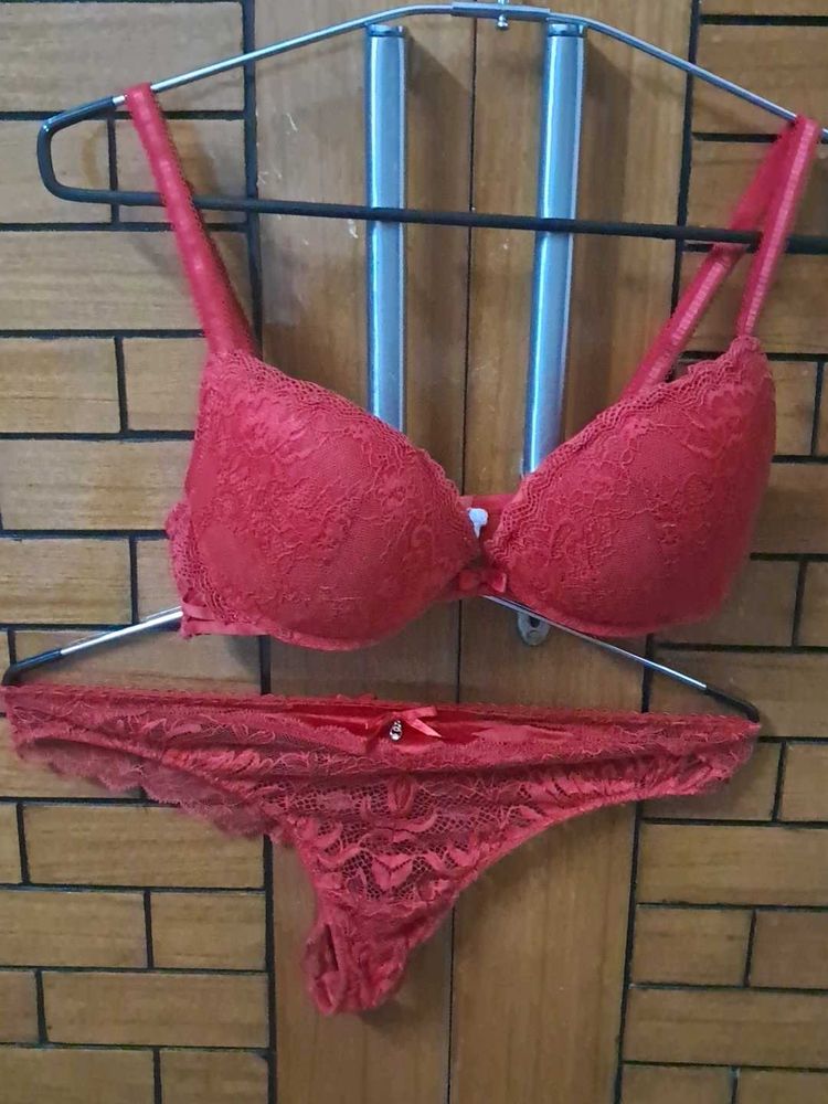 Combo Of Four Imported Fabric Bra N Panty