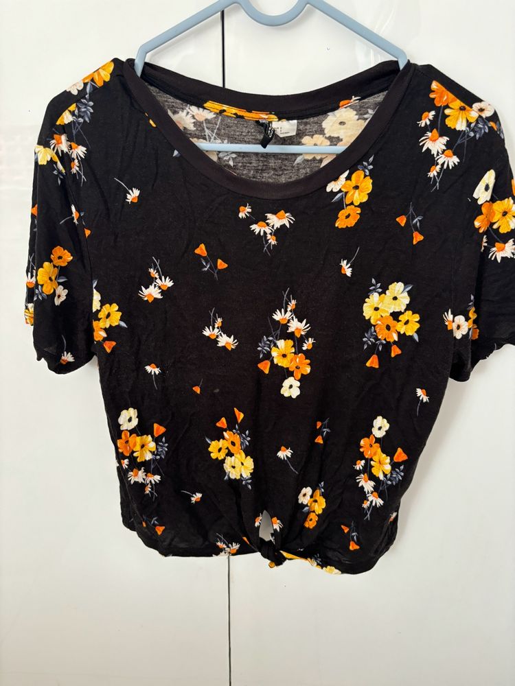 H&M Black Crop Top