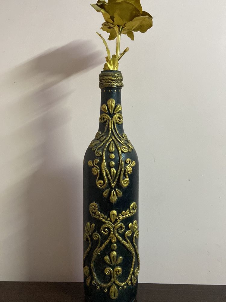 Hand Craft Decor Bottle