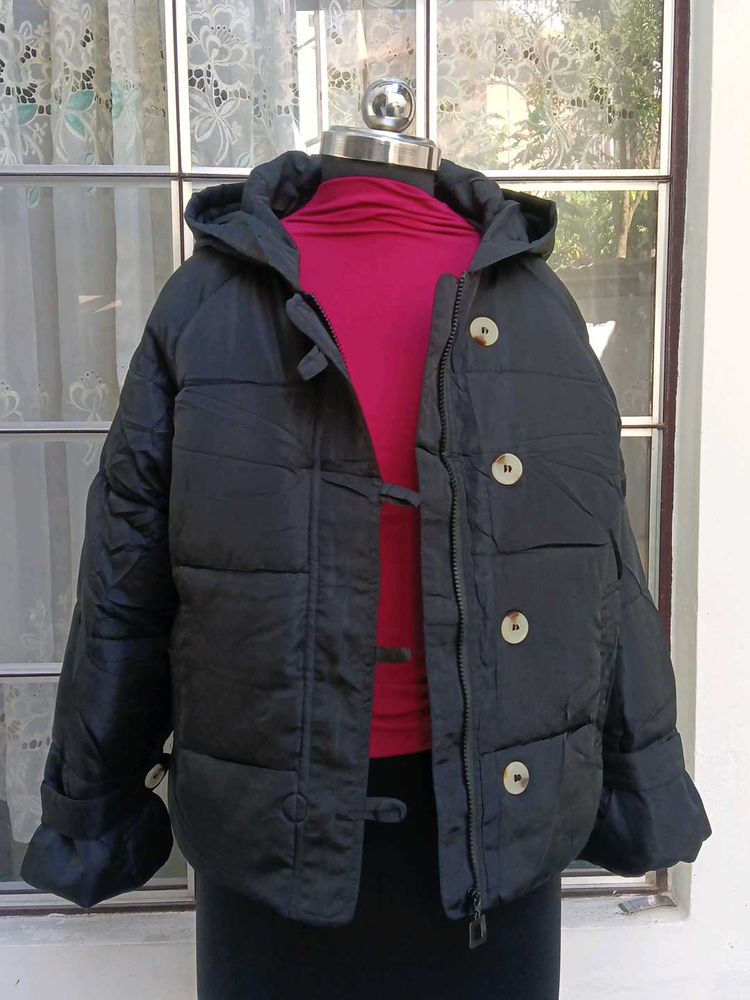 Black Button Puffer