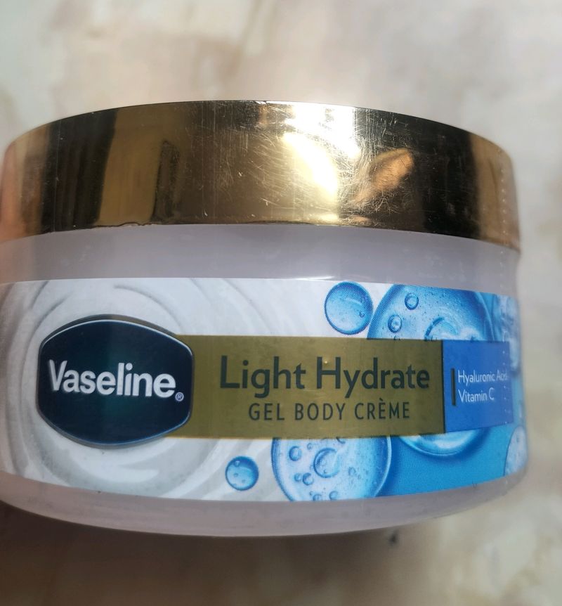 Light Hydrated Gel Body Cream