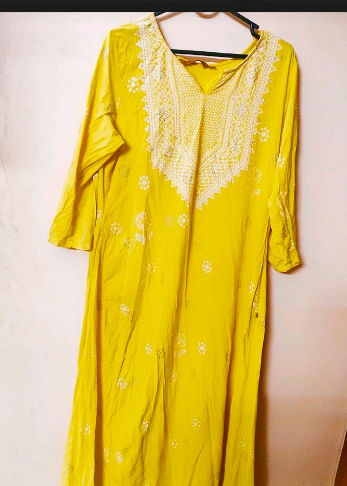 Yellow Avaasa Anarkali...