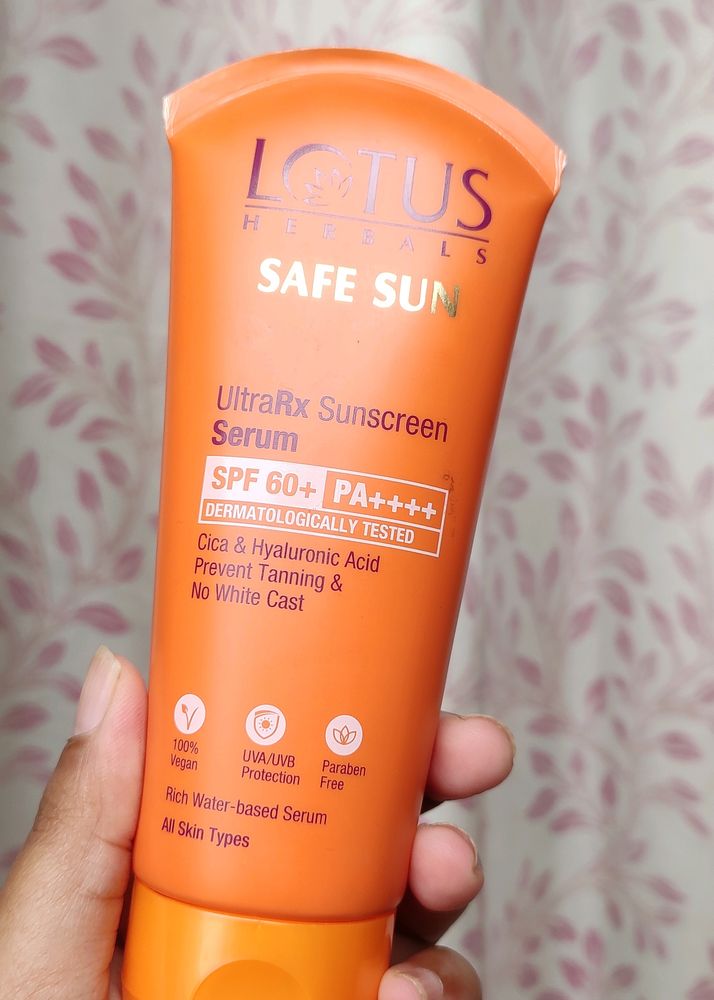 Lotus Herbal Sunscreen Serum