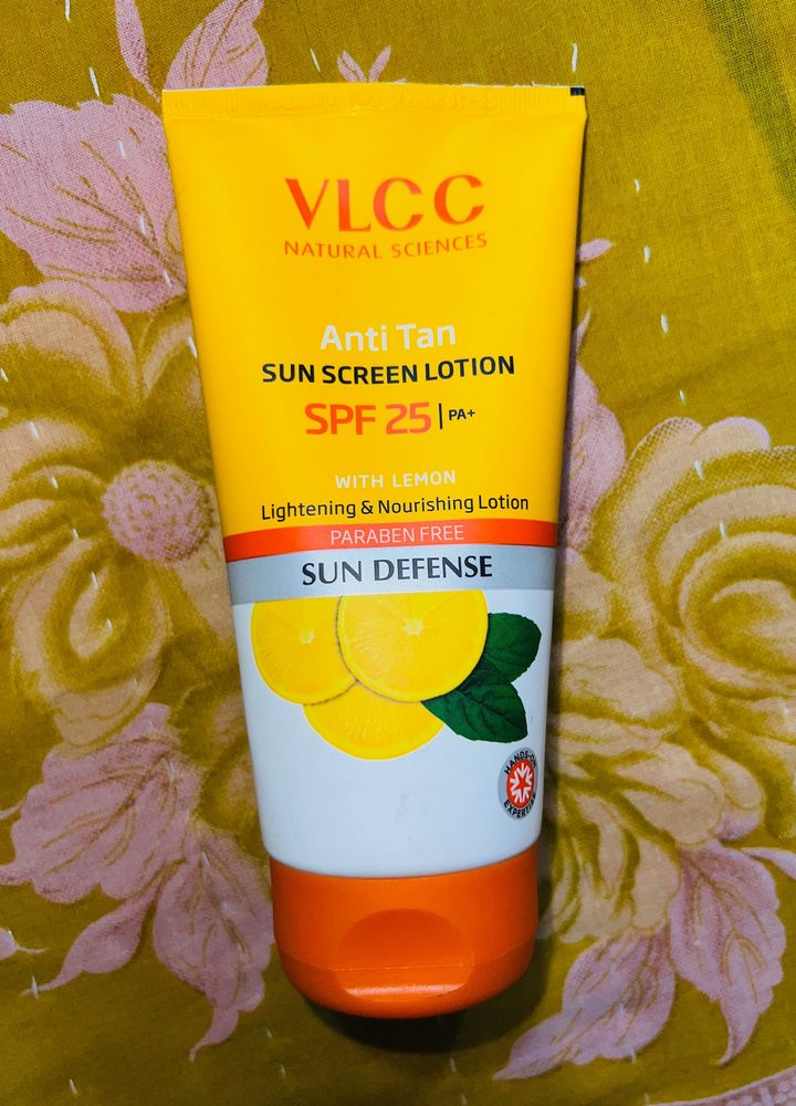 VLCC Sunscreen SPF 25
