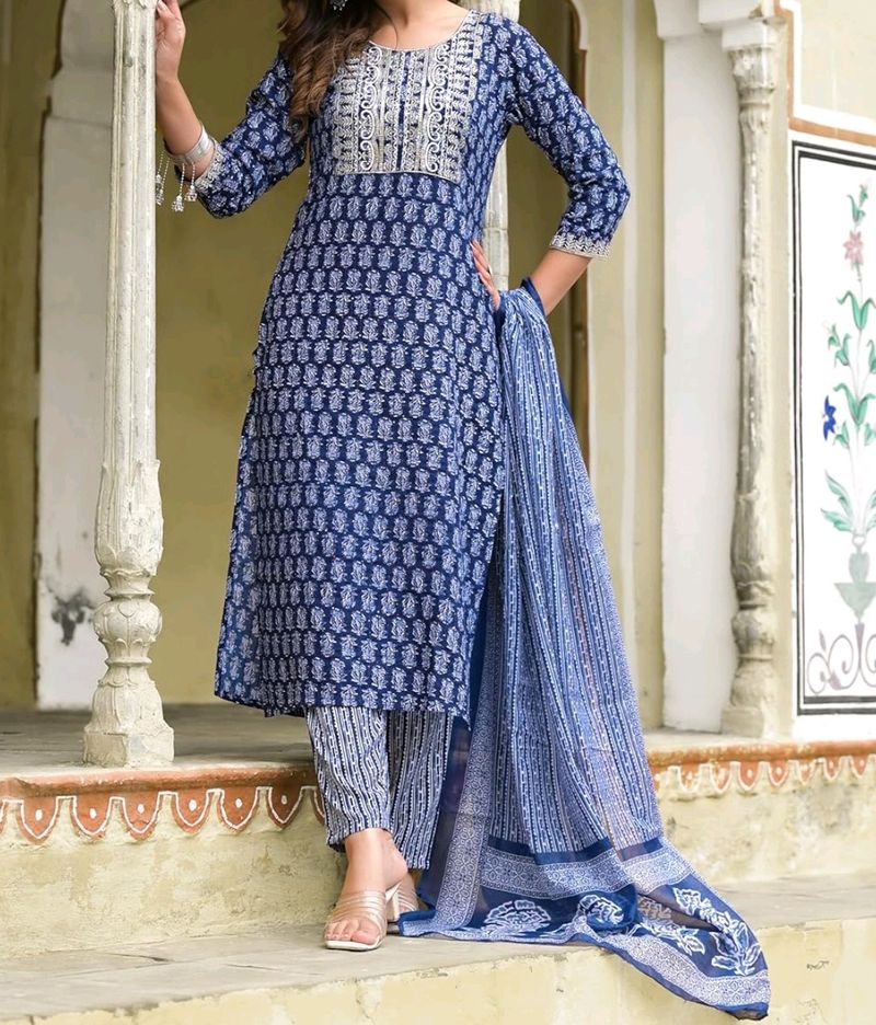 Floral Printed Kurta & Pant Set With Dupatta