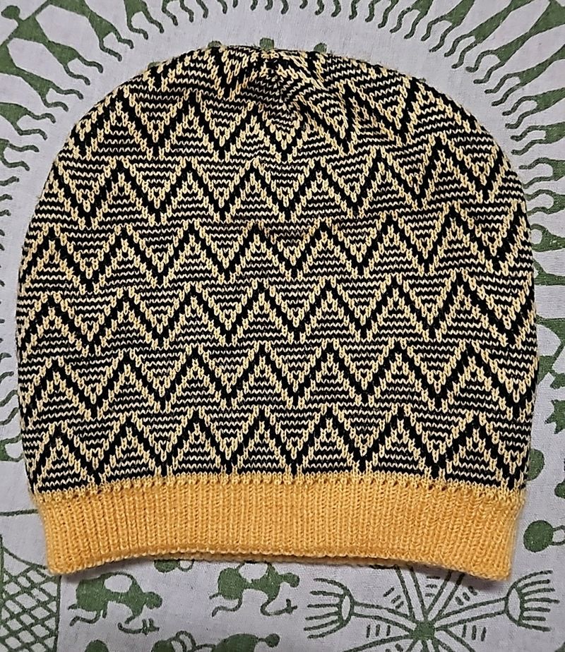 Yellow Black Fleeced Woollen Cap