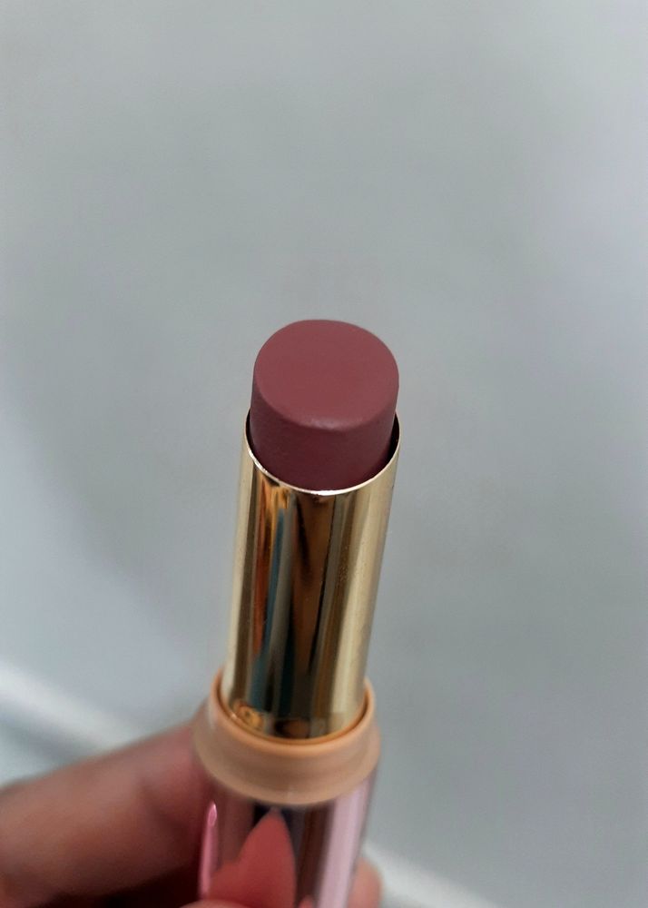 Lakme Primer + Matte Rosy Sunday Nude Lipstick