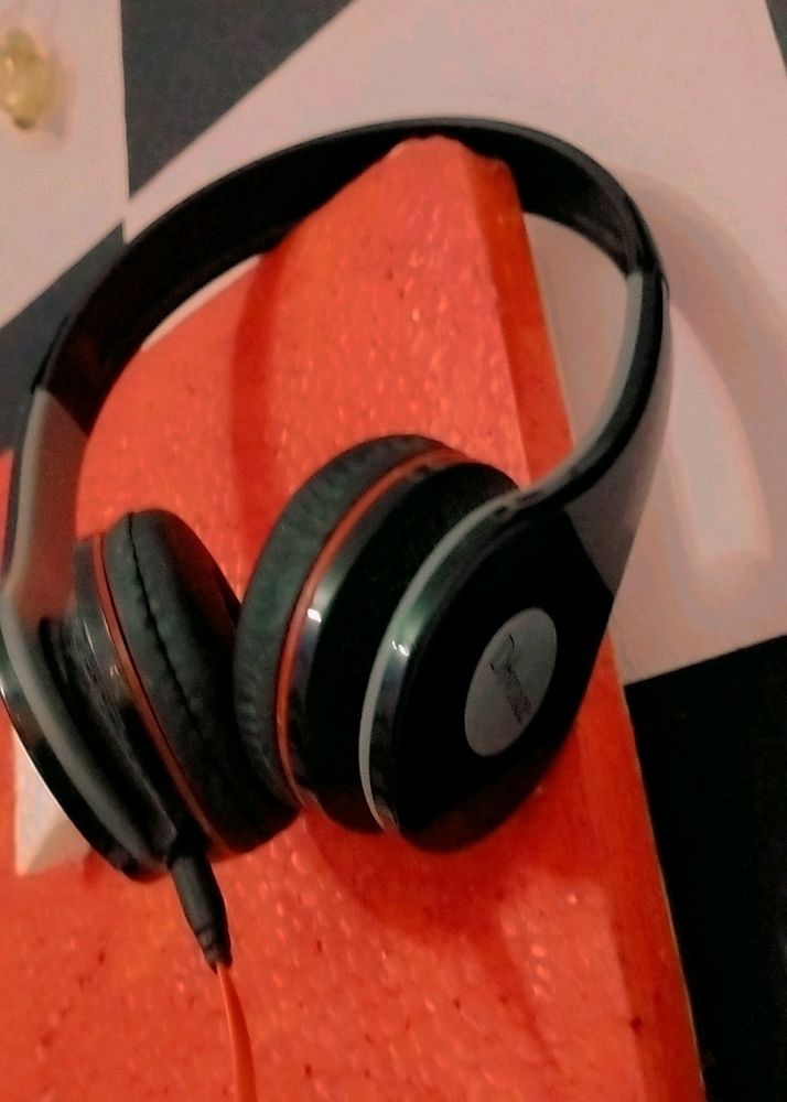 D Voice HEADPHONES