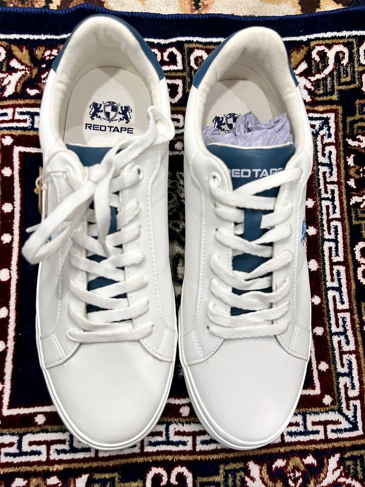 👟New With Tag Branded Shoes 👟