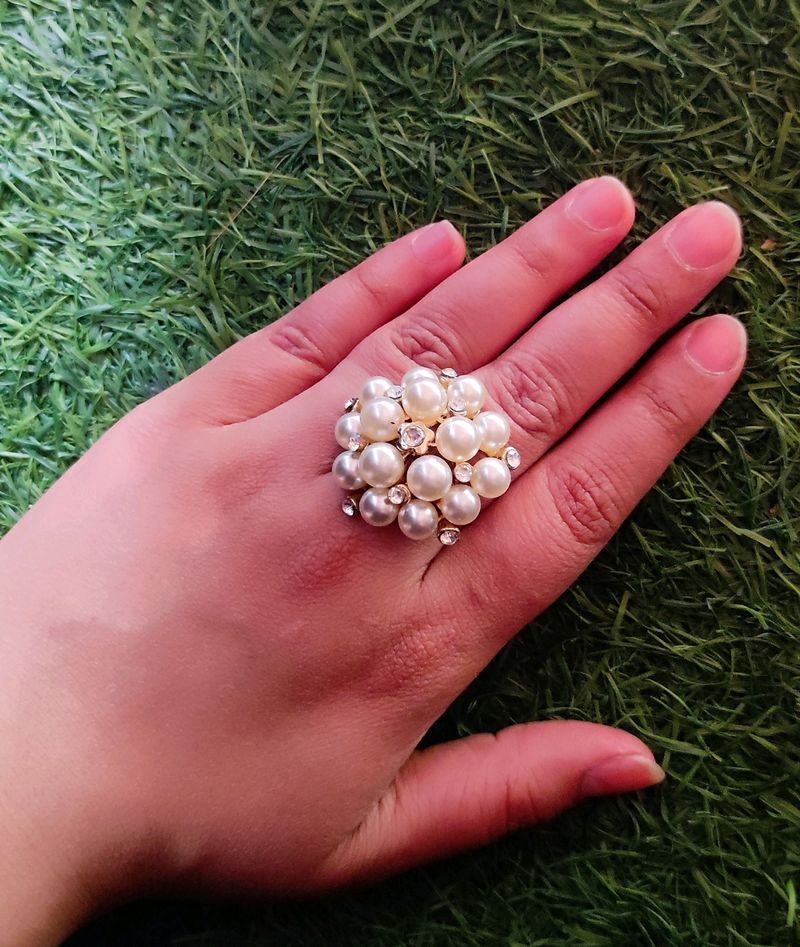 Pearl White & Stone Ring