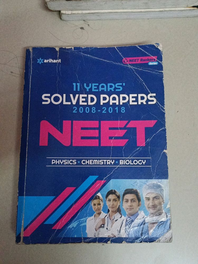 11 Yrs Solved Neet Papers By Arihant