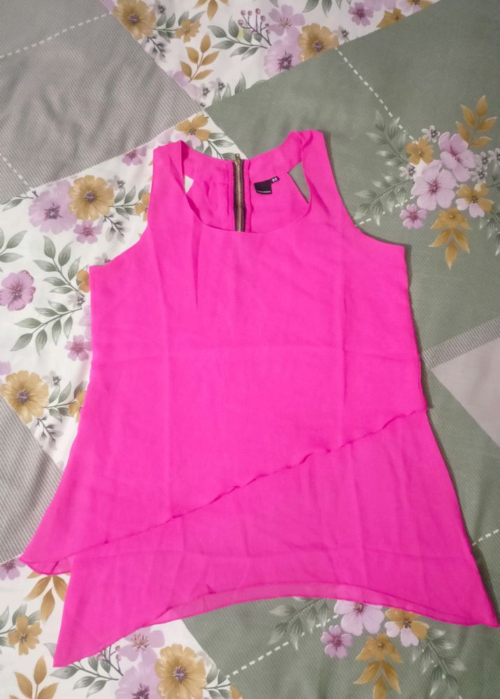 Stylish Sleeveless Top For Summer