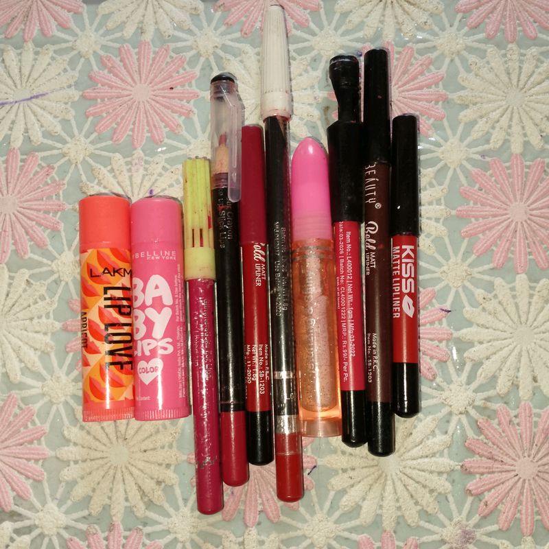 10 Combo Of Lipstick (Lakme+Kiss Matte Lipliner+.)