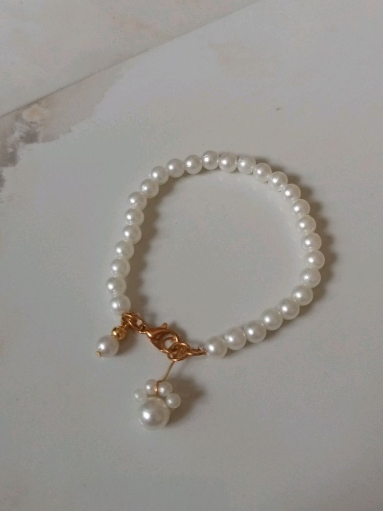 Pearl Bracelet