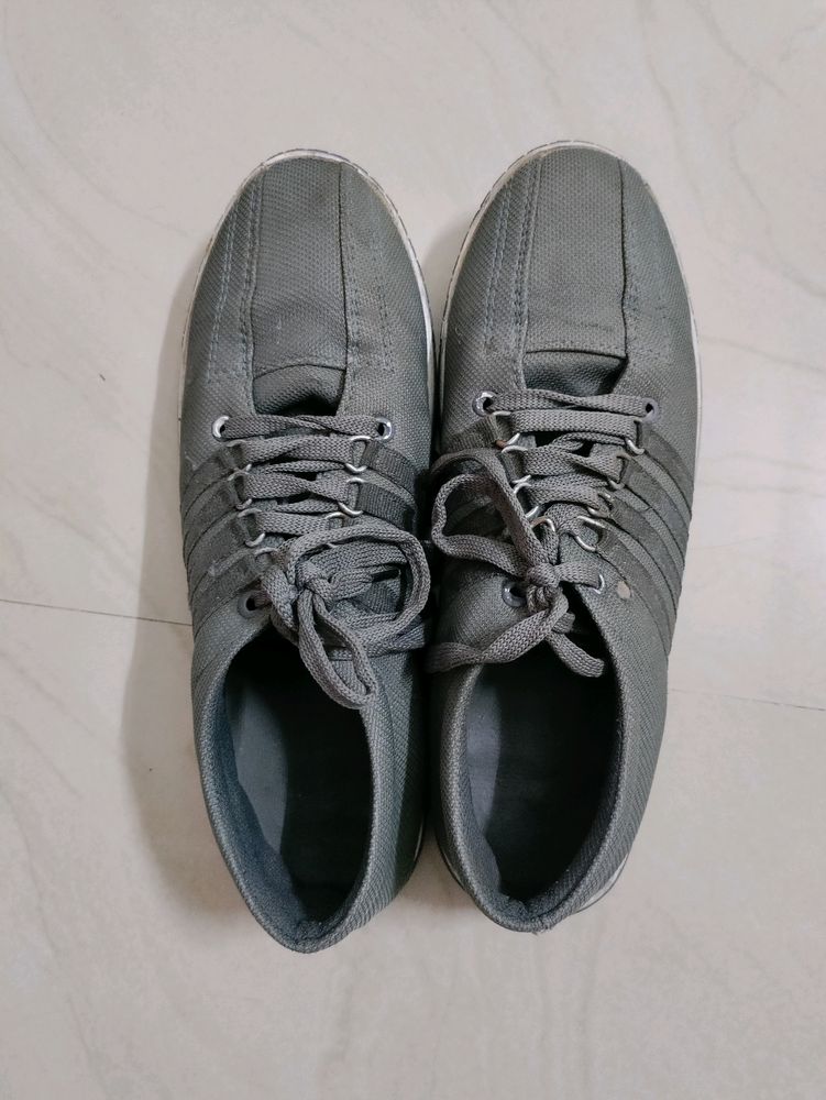 Women's Grey Casual Shoes/Sneakers 👟