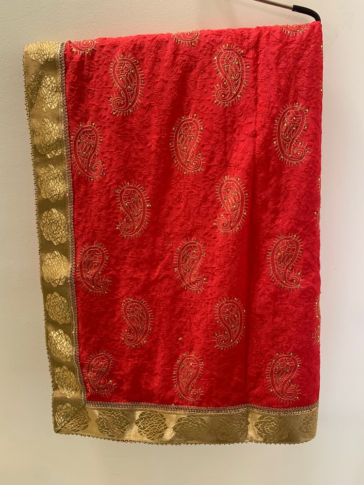 Silk Saree With Gold Colour Border