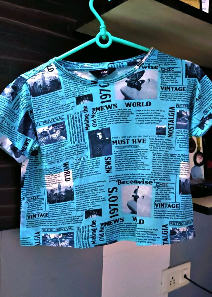 ♥️120. Light Blue Newspaper Print Top♥️