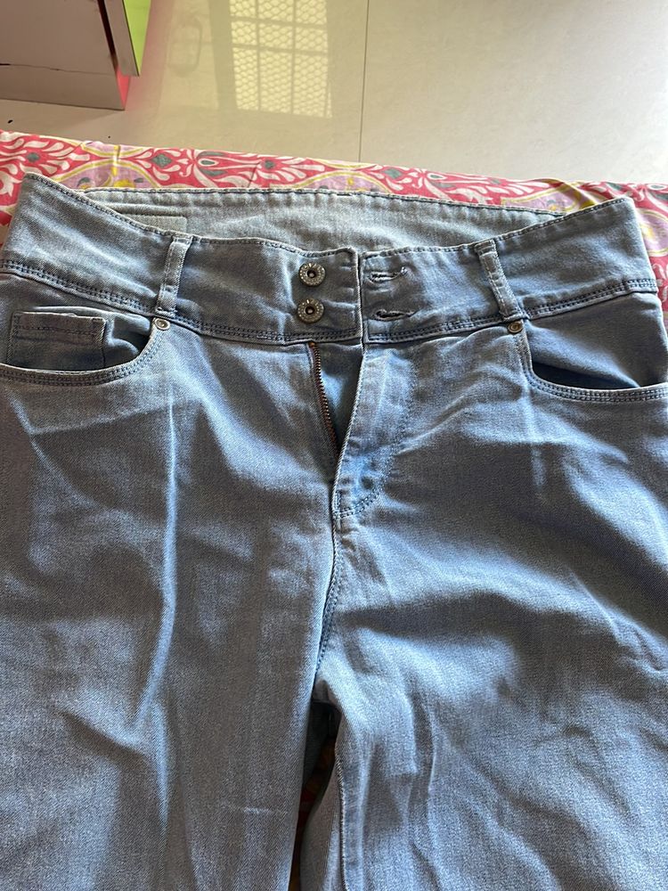 Light Blue Size 30 Jeans