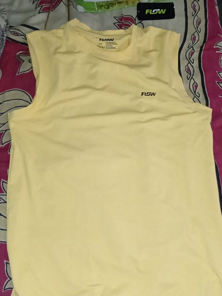 Yellow T-shirt You Can Wear It On Gym Also