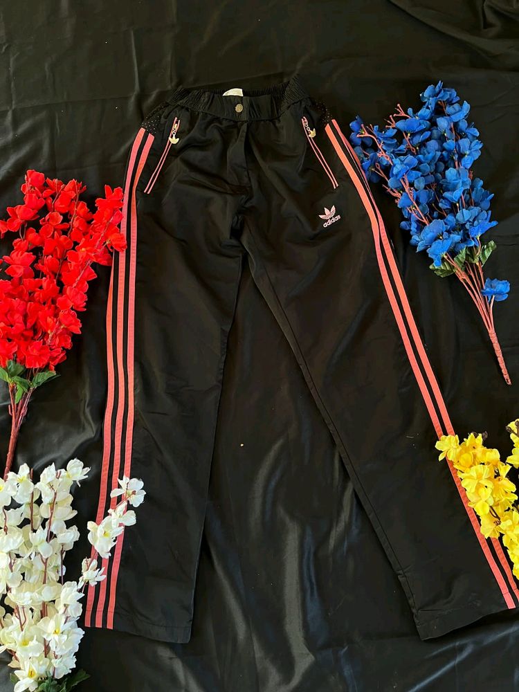 Adidas trackpants