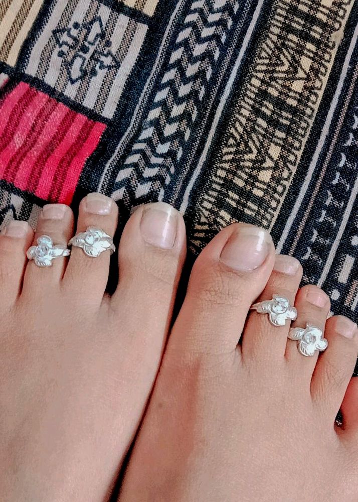 Artificial Silver Toe Ring