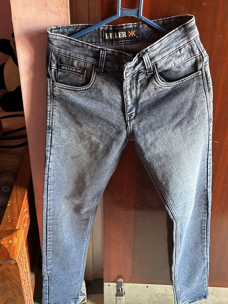 Sizs 28 Men’s Jeans Good Condition