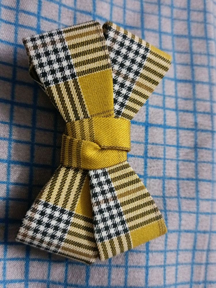 Bow Pin For Girls