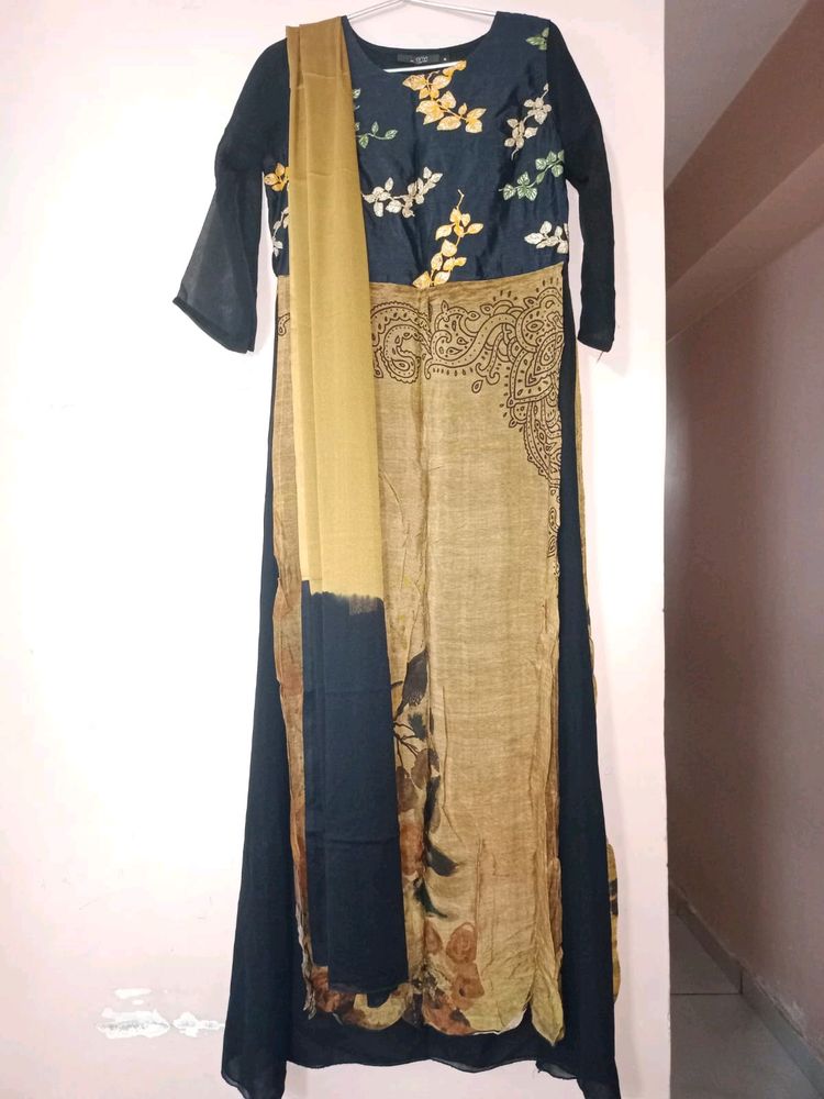 Kurti With Double Colour Dupatta