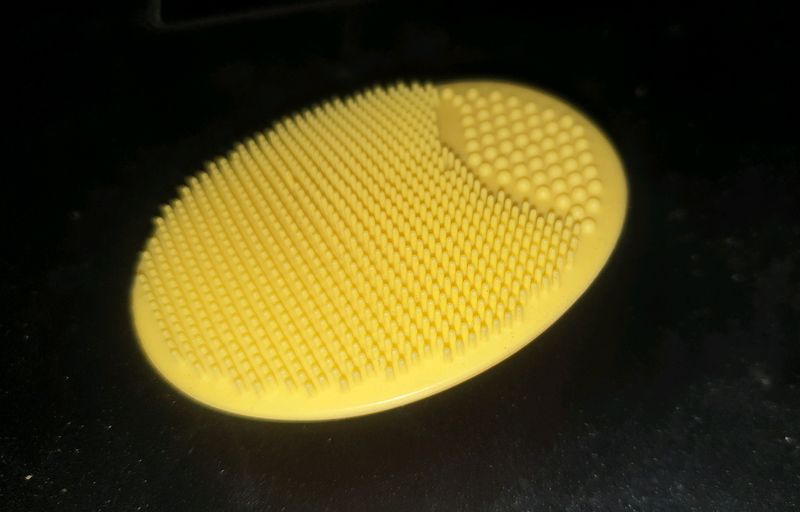 Exfoliating Silicon Facial Cleansing Brush