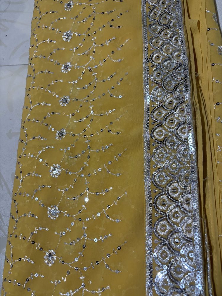 Yellow Sequin Fill Sarre