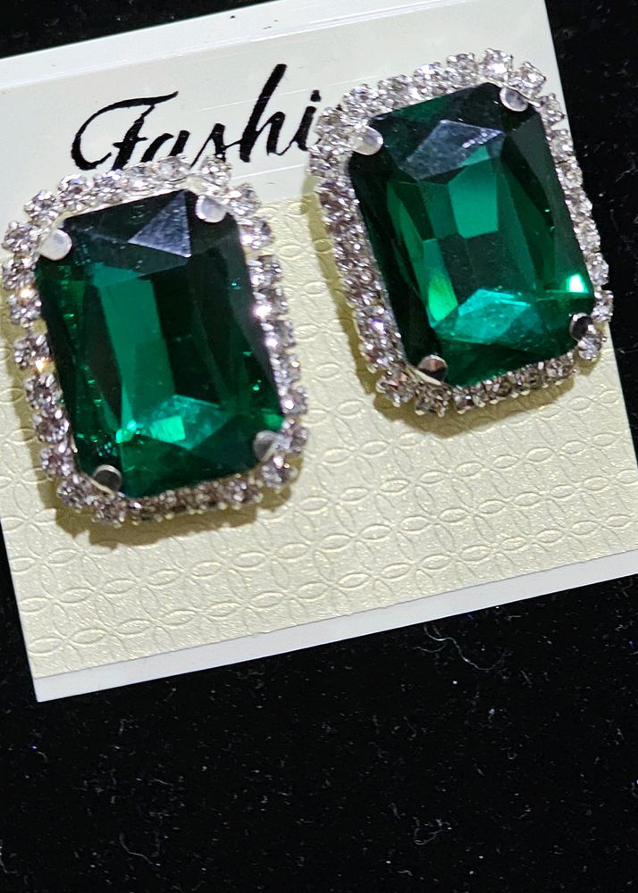 Green Studs