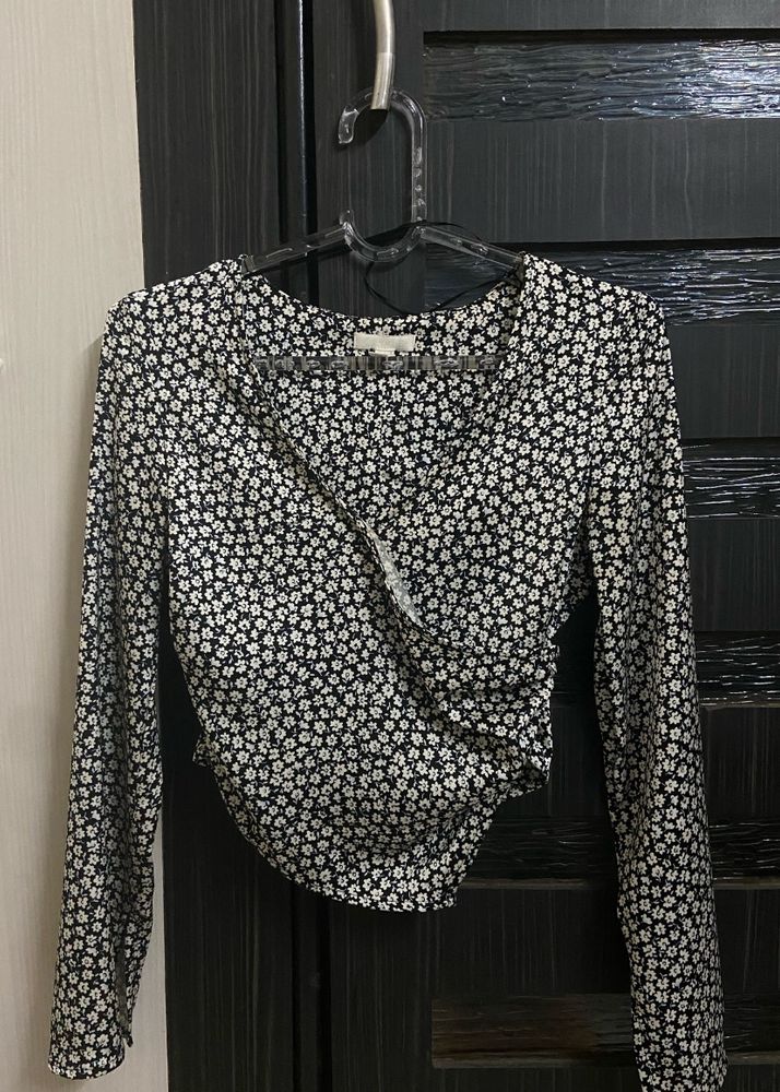 FLORAL SATIN WRAP BLOUSE - H&M