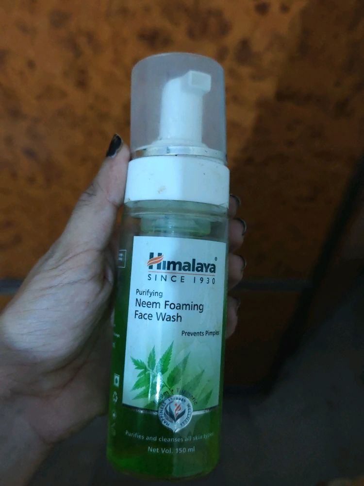 Himalya Neem Foaming Face Wash Includes Freebie