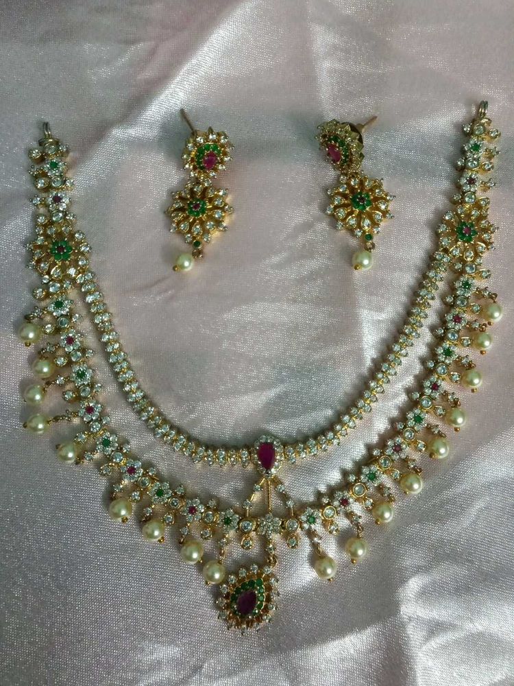 Necklace and Earrings set