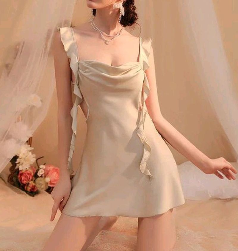 French Women Ruffled Silk Backless Dress