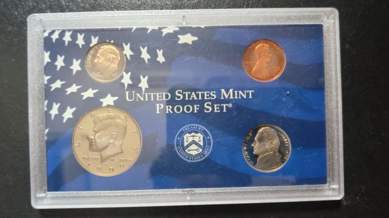 UNITED STATES MINT PROOF SET 2007