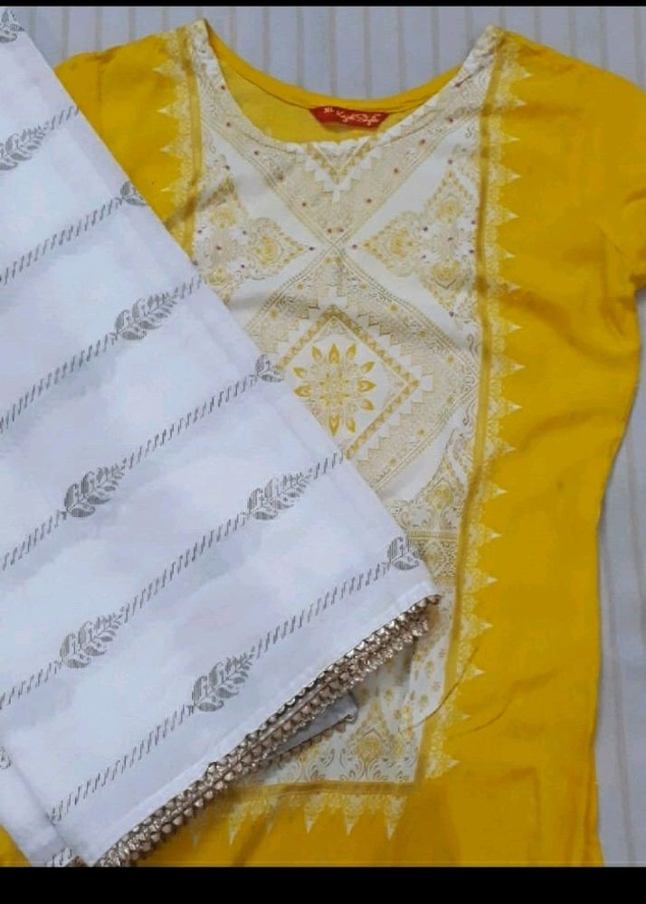 Kurti Set