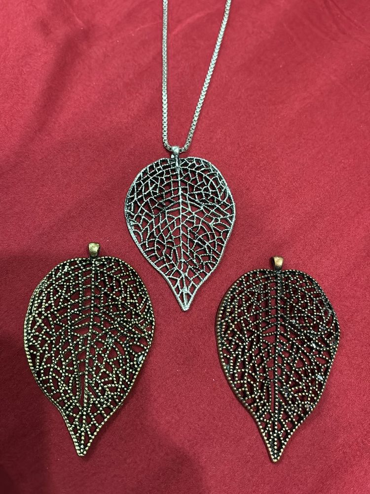 Leaf-shaped Pendant Necklaces