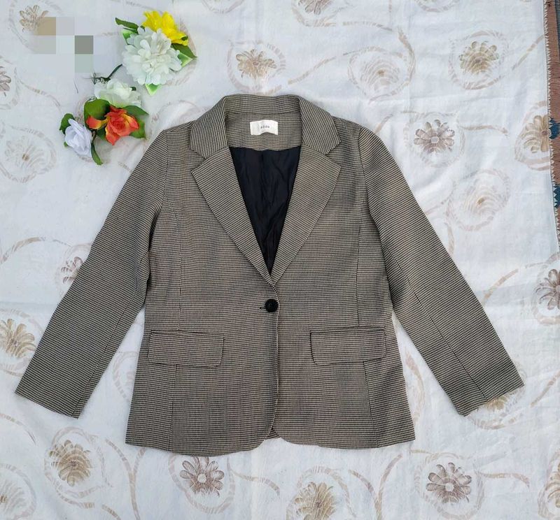 Single- Breasted Women Blazer