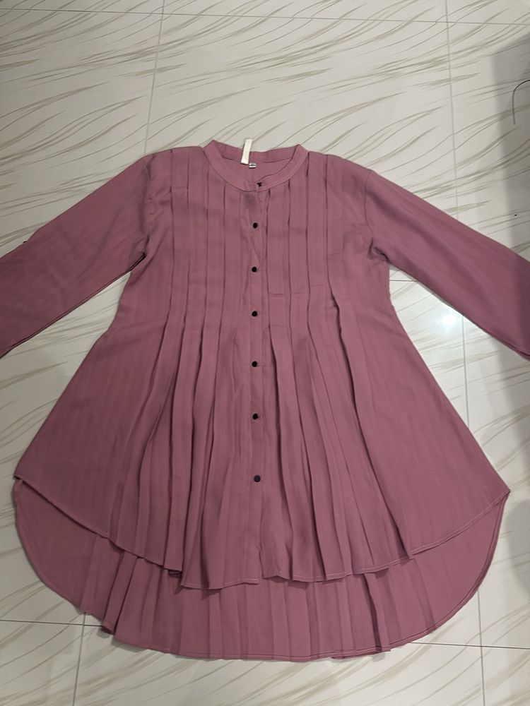 Women‘s Pink Pleated Top