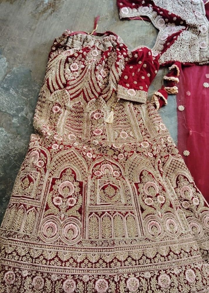 IorMaroon Colour Blous Lehenga Chunri Velvet Chunr