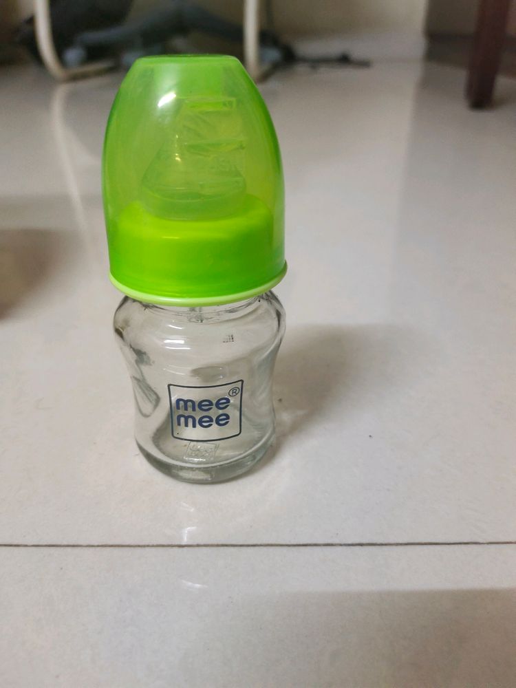 Mee- Mee Glass Feeding Bottle And Dry Sheet