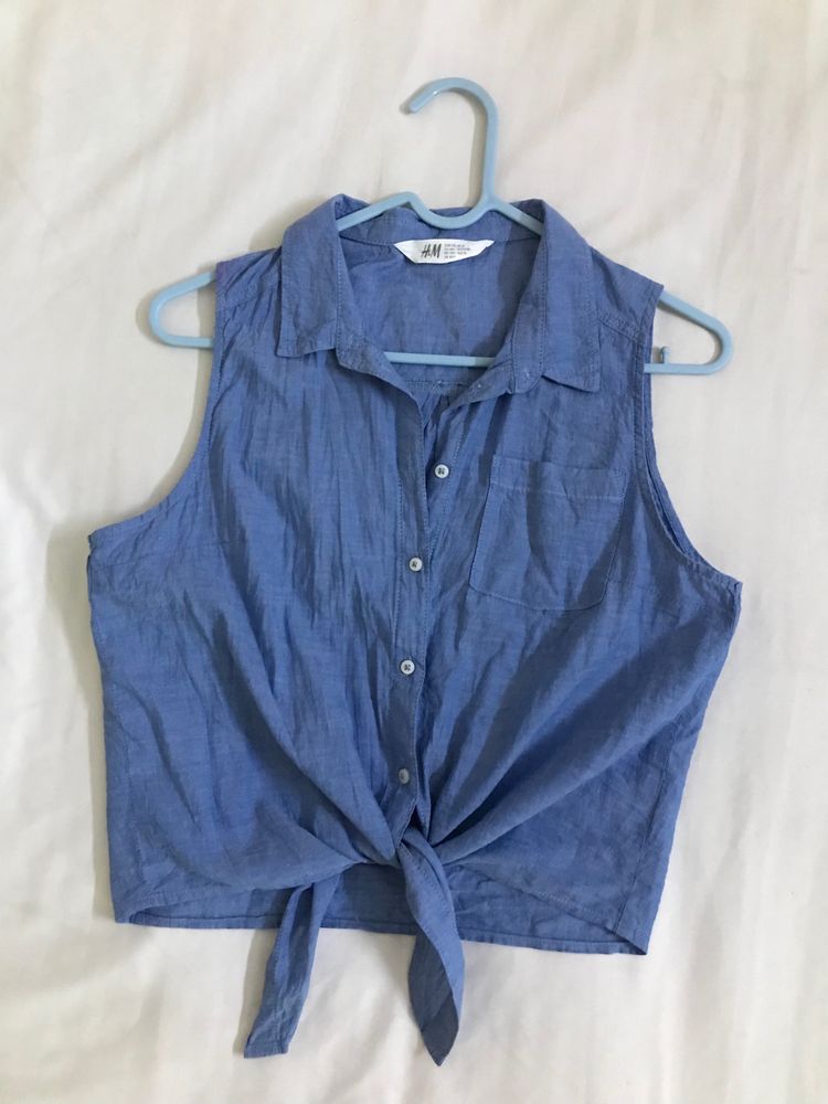 H&M Sleeveless Shirt Fits Bust 32-34