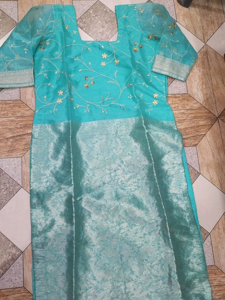 Kurta And Pant Set