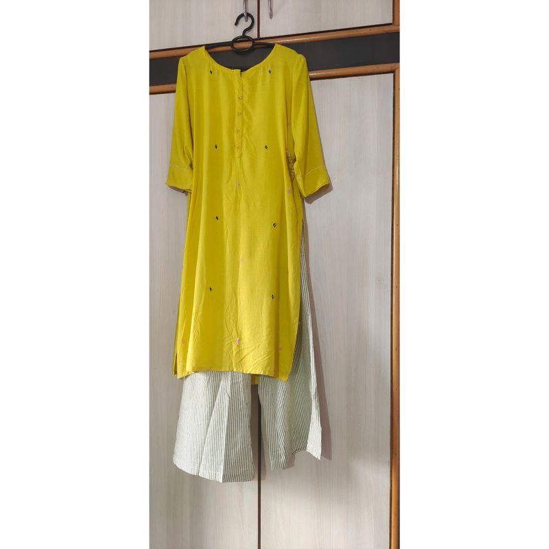 Beautiful Yellow Kurta And Pant Set