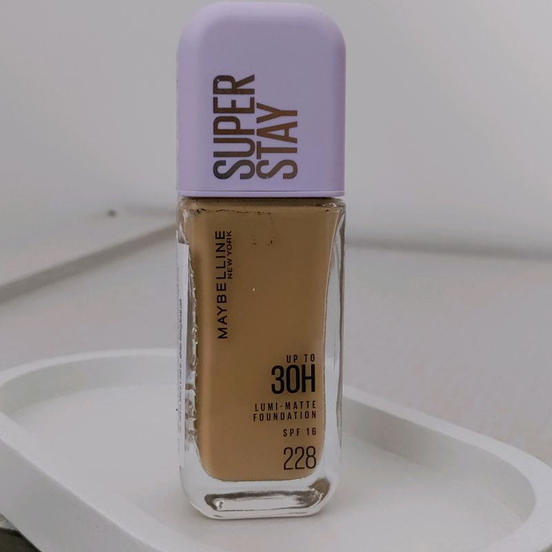 Maybelline Super Stay Lumi Matte Foundation