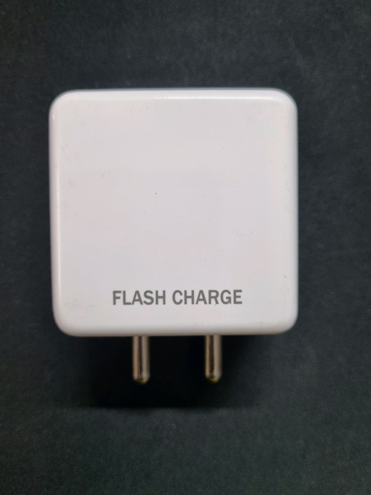 Vivo Flash Charge Dock | 85w |