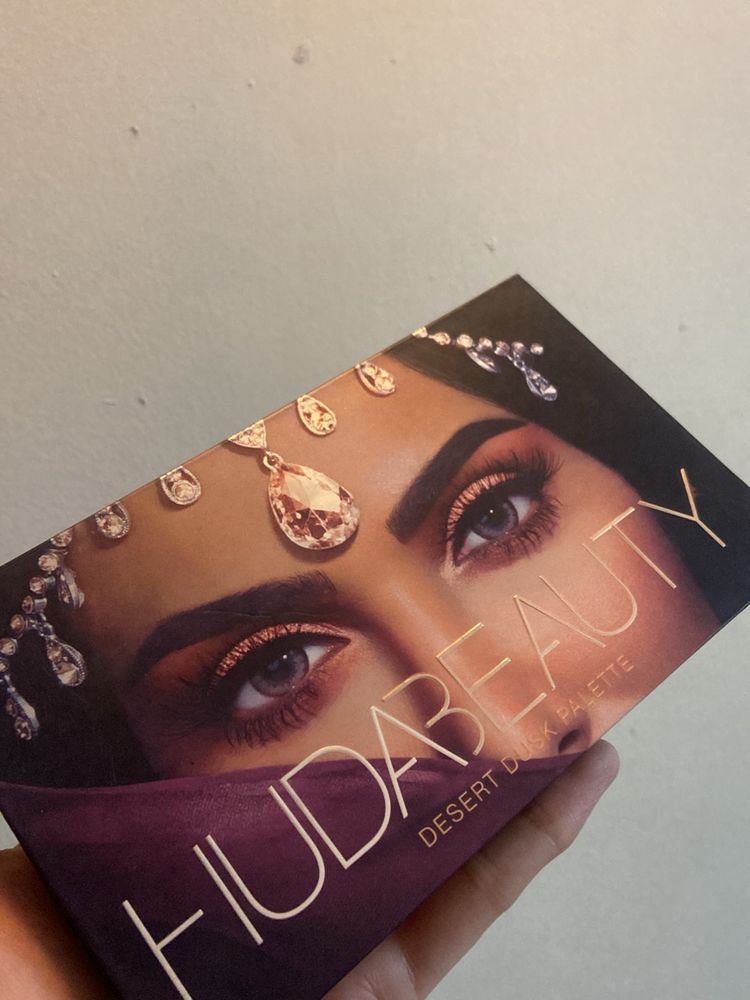 huda beauty dark dusk palette